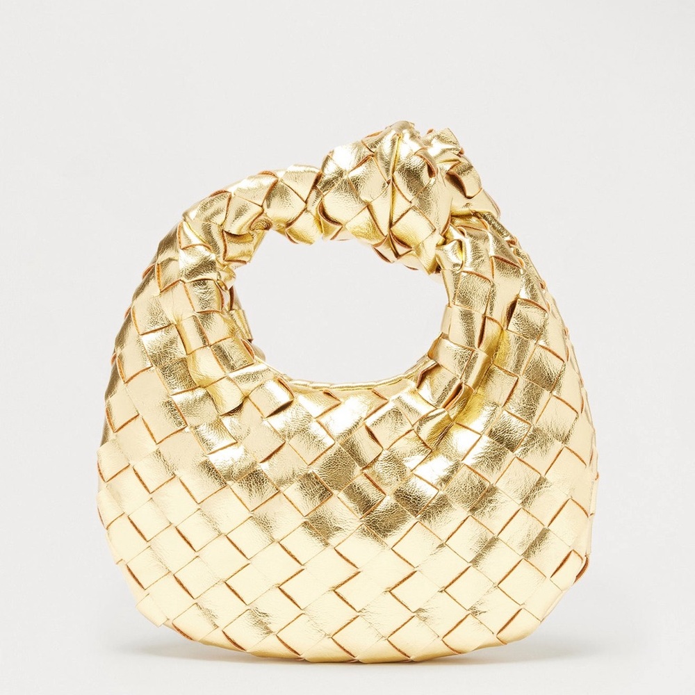 NWT Gold Woven Handle Women’s Handbag - Picture 2 of 3